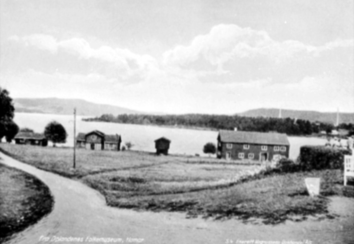 Anno Domkirkeodden, OPLANDENES FOLKEMUSEUM, SLÅTSVESTUA, BARFRØSTUA, LØTENBYGNINGEN, ROSENLUNDVIKA, HEDMARKSMUSEET OG DOMKIRKEODDEN