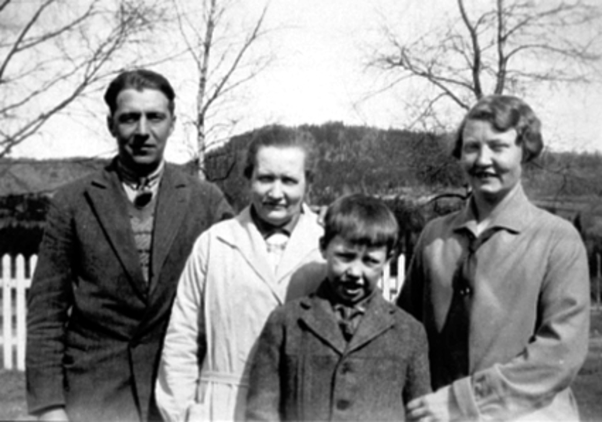 Anno Domkirkeodden, GRUPPE 4, FRA VENSTRE: KRISTIAN KRISTIANSEN, MARIE, ARNE OG ANNA KRISTIANSEN