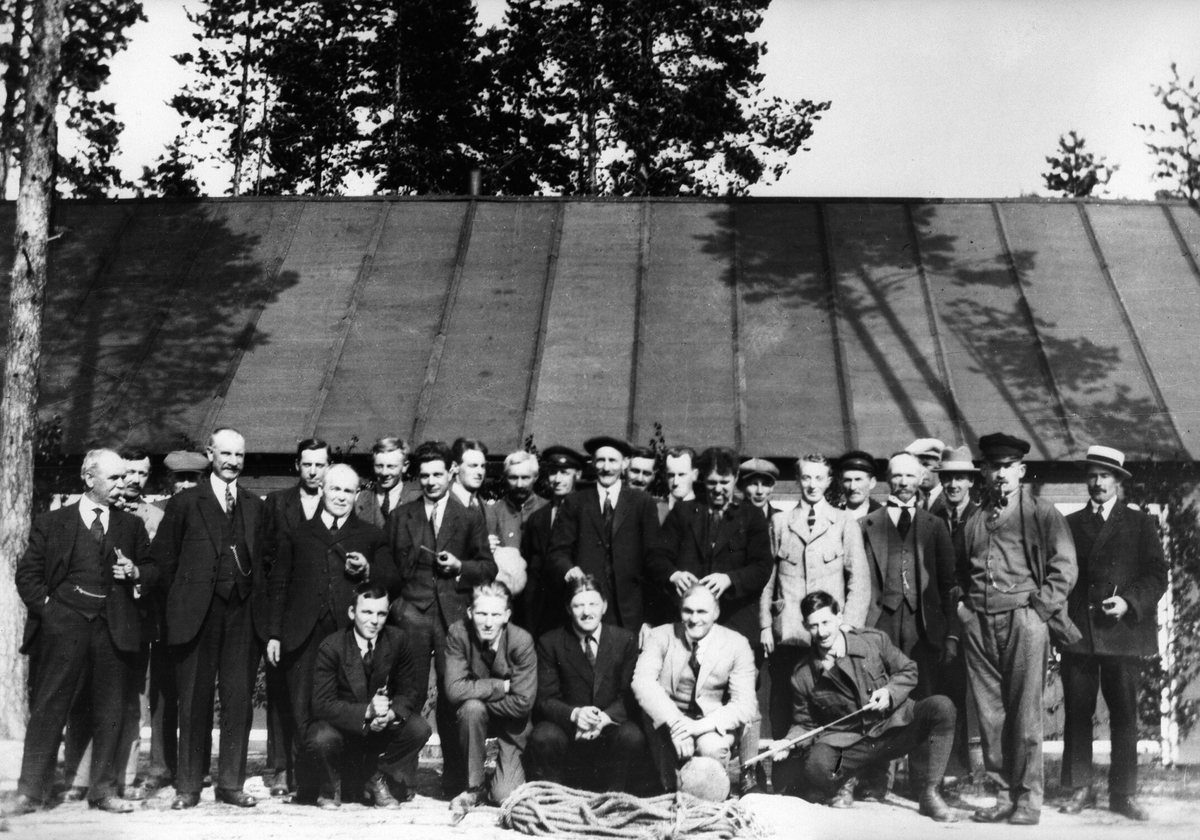 Anno Domkirkeodden, Bedriftsidrettslaget ved Hamar Jernstøperi, Ham-Jern. Gruppe 28, industriarbeidere.