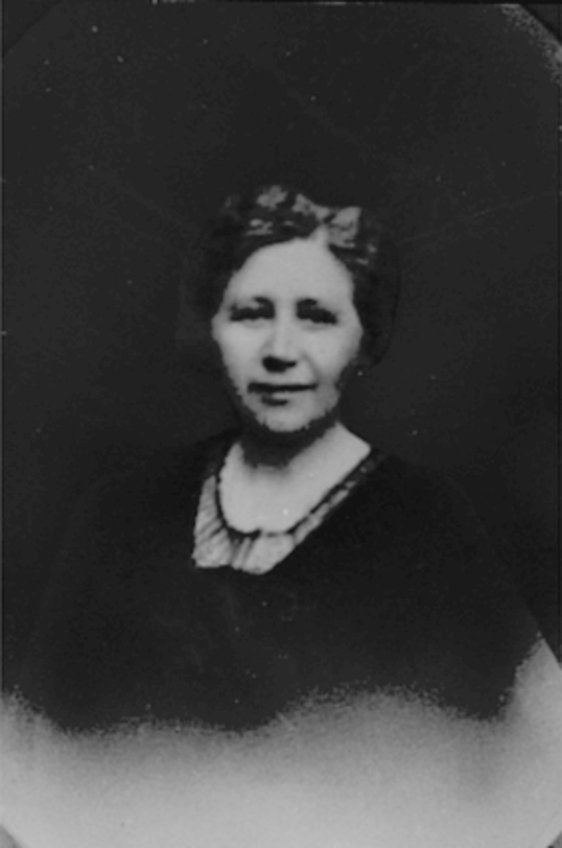 Anno Domkirkeodden, RAGNA SANDVIK