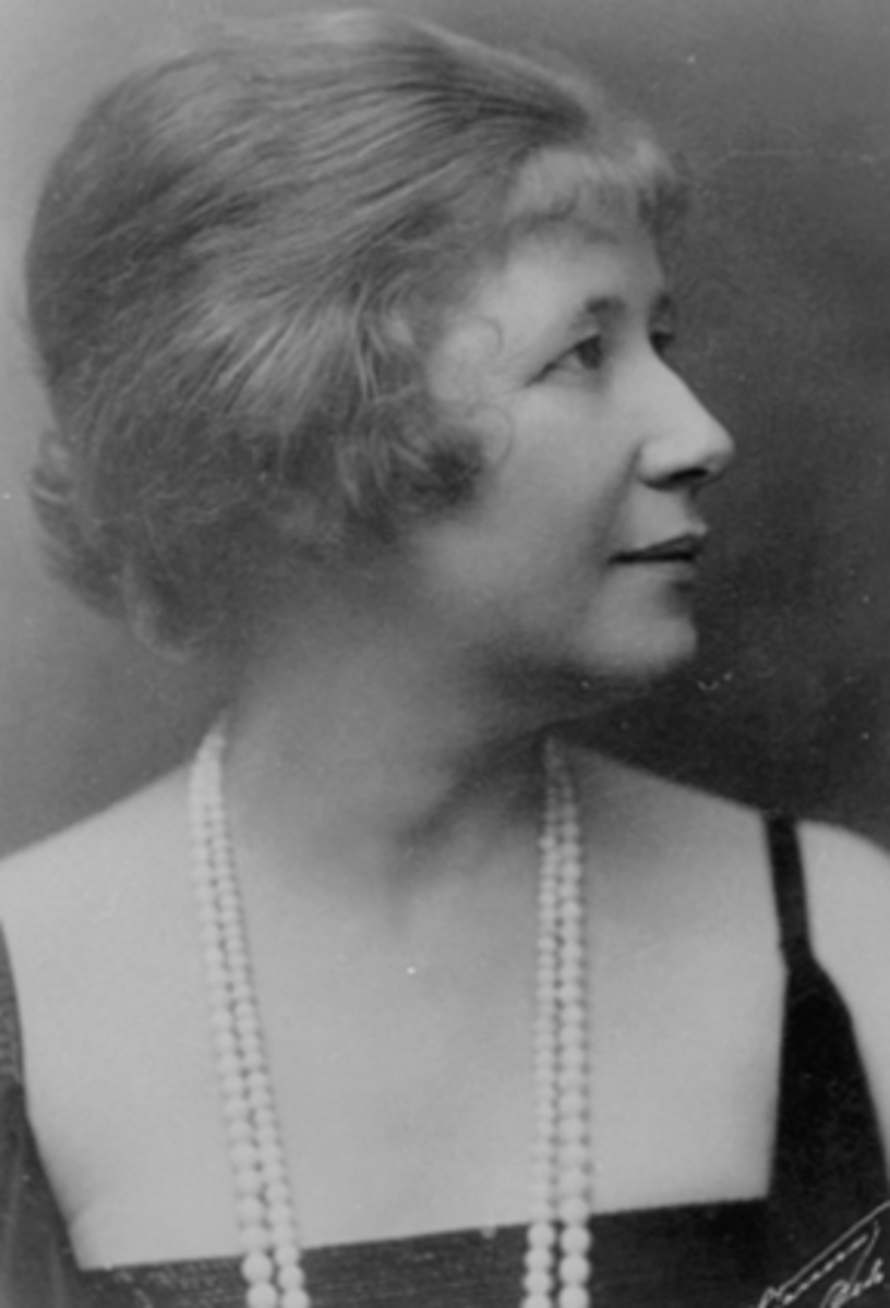 Anno Domkirkeodden, INGEBORG SANDVIK KRISTENSEN