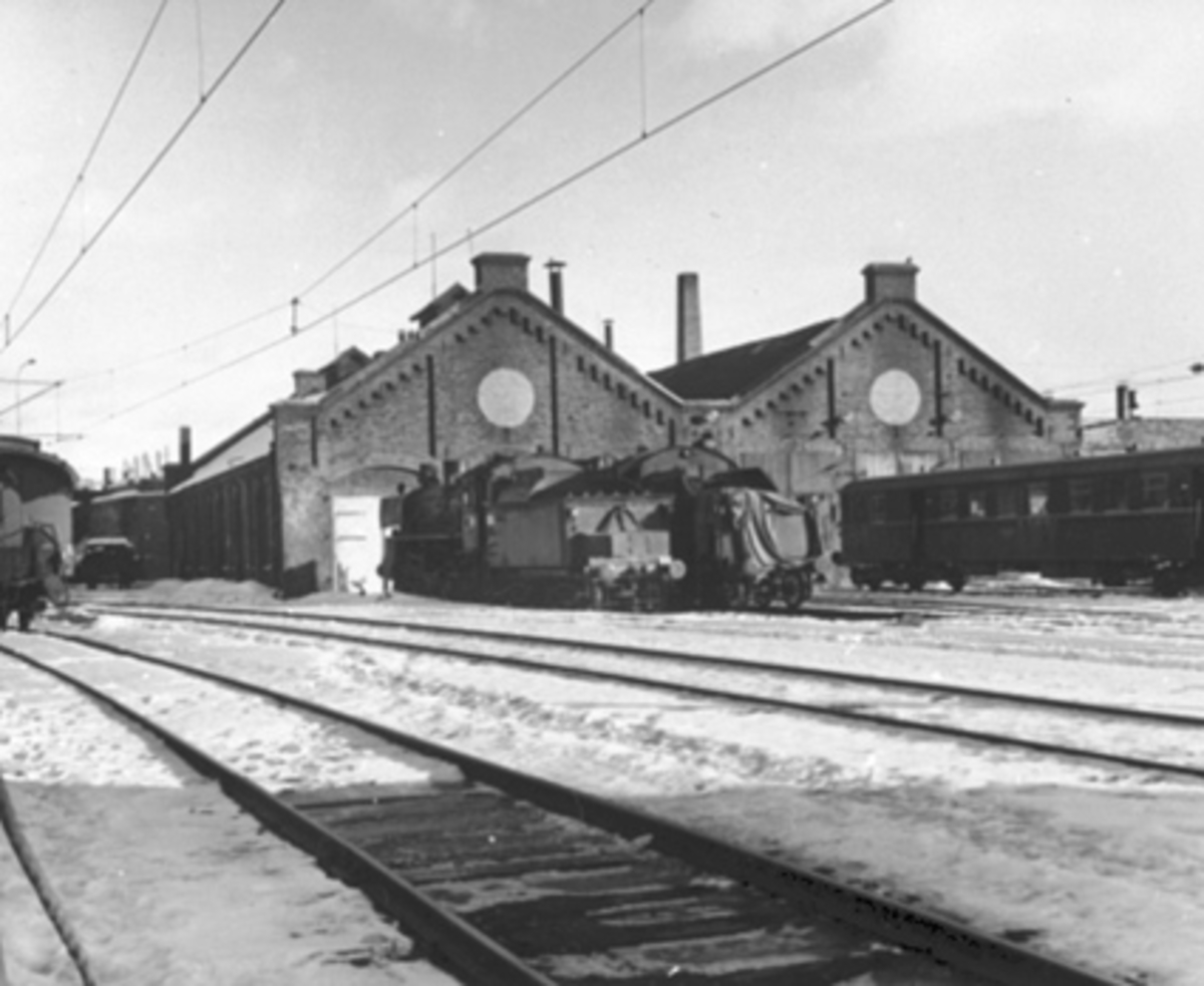 Anno Domkirkeodden, HAMAR JERBANESTASJON, JERBANESTALLENE MED DAMPLOKOMOTIV