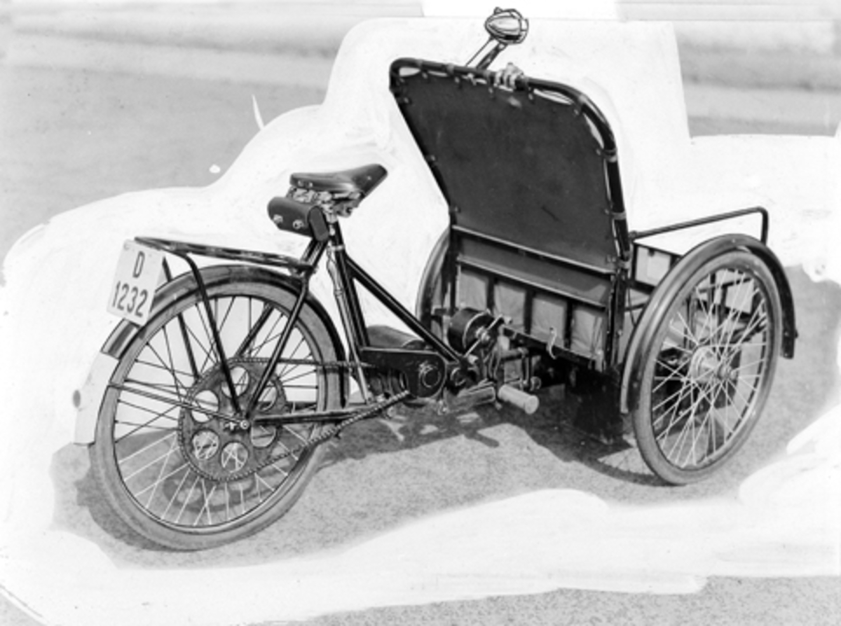 Anno Domkirkeodden, INGENIØR SVERRE HAGEN MEK. VERKSTED, LINDBERGBAKKEN 3, ELEKTRISK MOTORSYKKEL D-1232