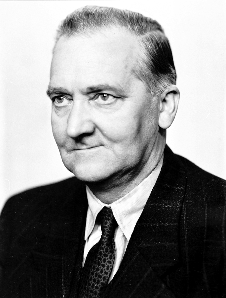 Anno Domkirkeodden, Portrett av Karl Østvold (1898-1965), ordfører i Ringsaker kommune fra 1932-64.