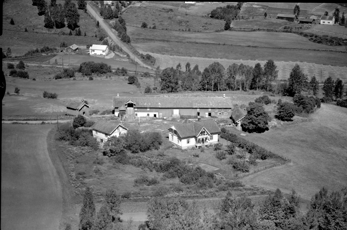 Anno Domkirkeodden, Flyfoto av Ås gard, Rudshøgda, Ringsaker.