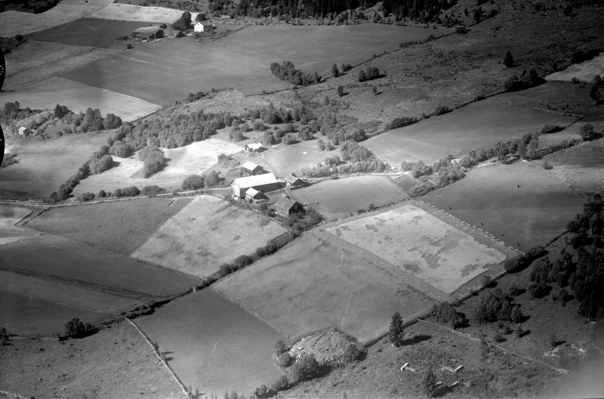 Anno Domkirkeodden, Flyfoto av Langbakken gard, Ring, Ringsaker.