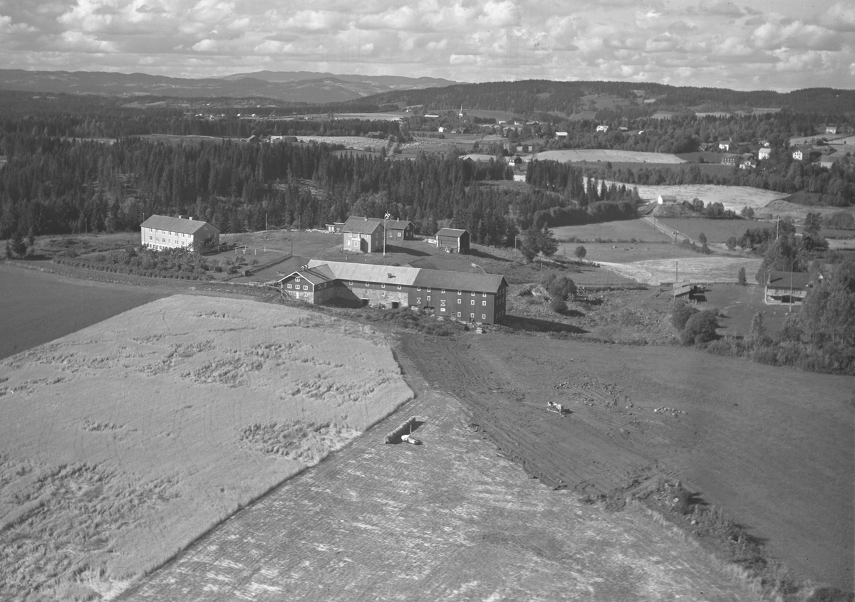 Anno Domkirkeodden, Flyfoto av Gaarum gård og kommunens pleiehjem.