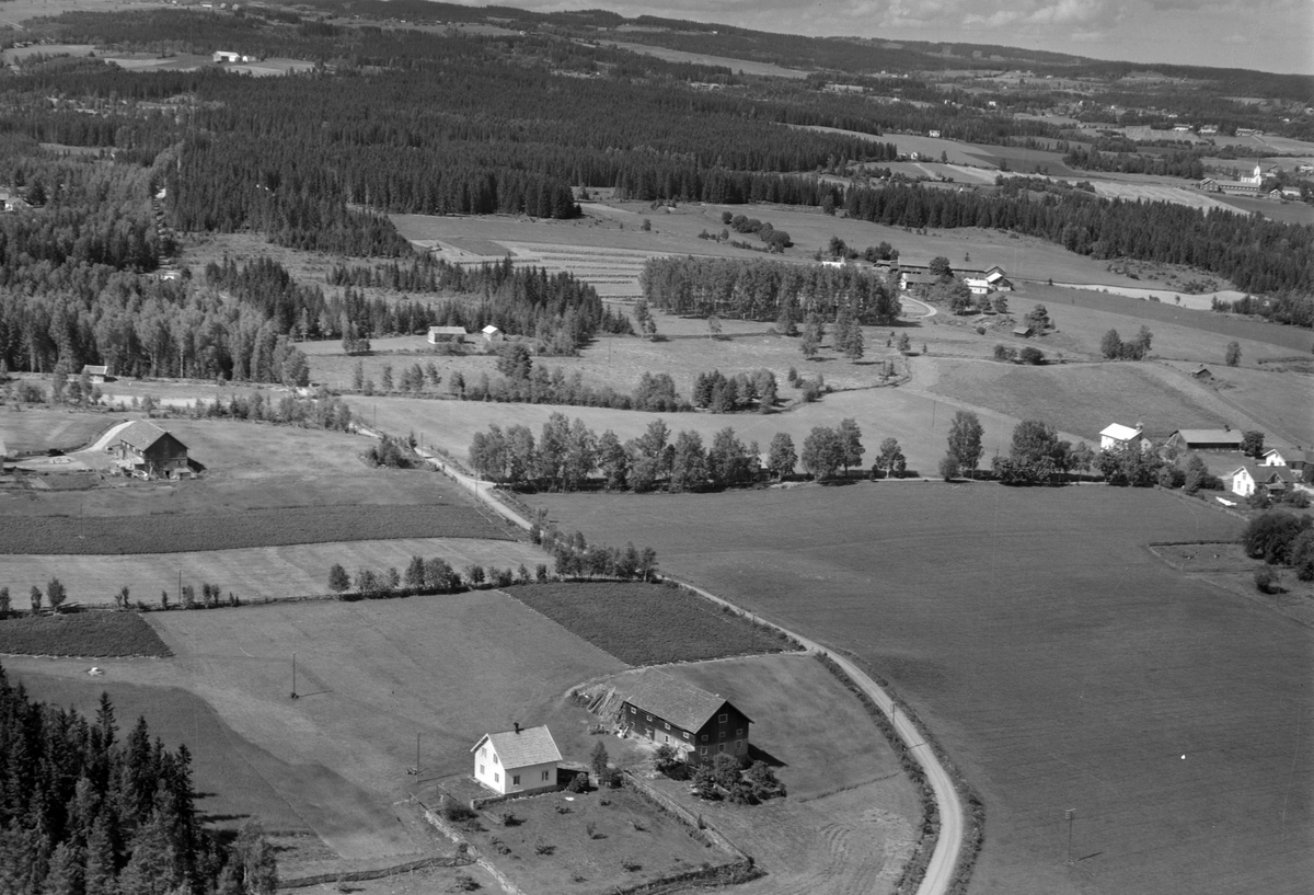 Widerøes Flyveselskap A/S, Flyfoto av Nysvea, Veldre, Ringsaker.