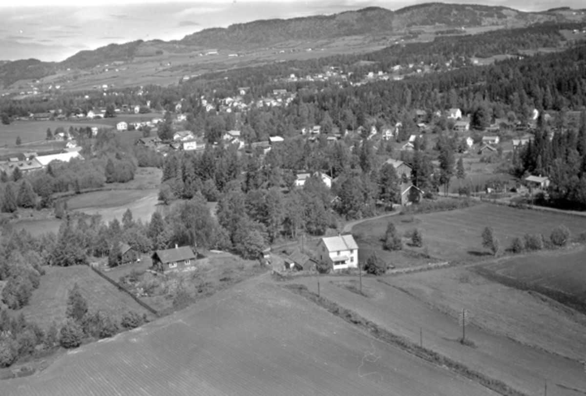 Widerøes Flyveselskap A/S, Flyfoto av Moelv og Ringsbygda, Ringsaker.