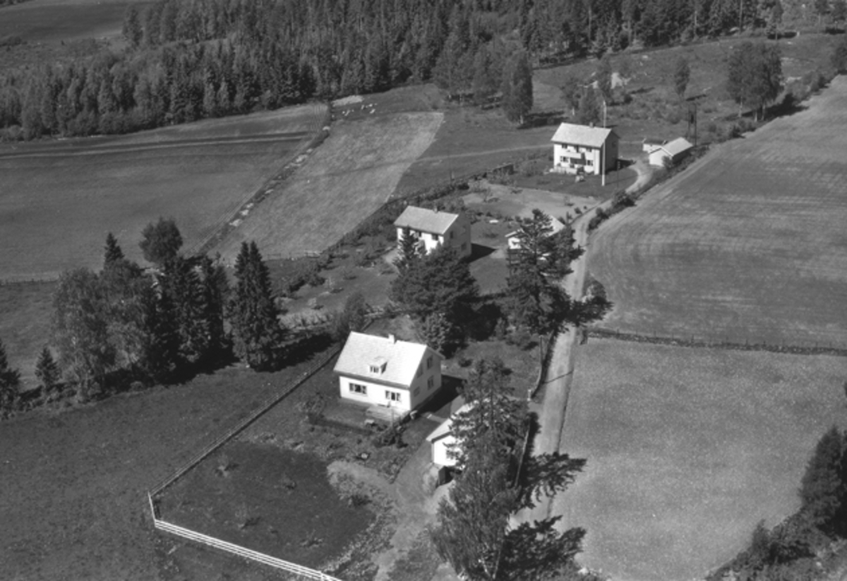 Widerøes Flyveselskap A/S, Flyfoto av ukjent sted, Brumunddal.