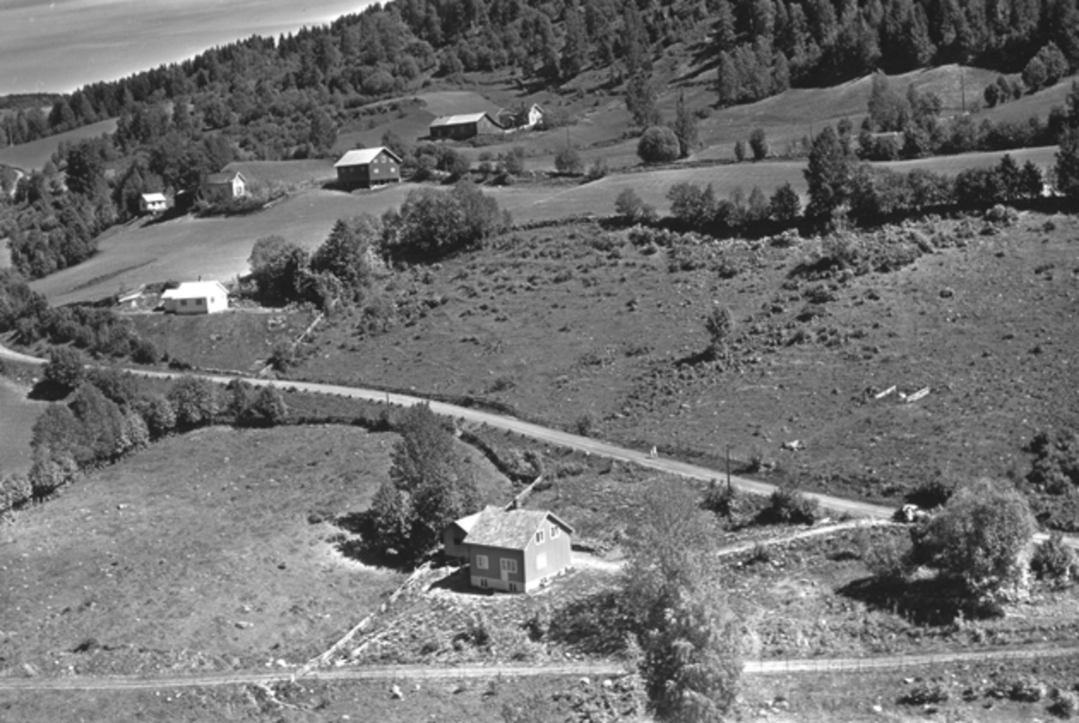 Widerøes Flyveselskap A/S, Flyfoto av Nordåsen, Brumunddal.