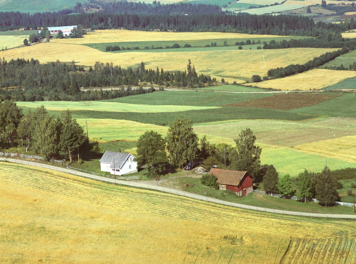 Widerøes Flyveselskap A/S, Flyfoto, ukjent bolig, Hersethøgda, Gaupen, Ringsaker.