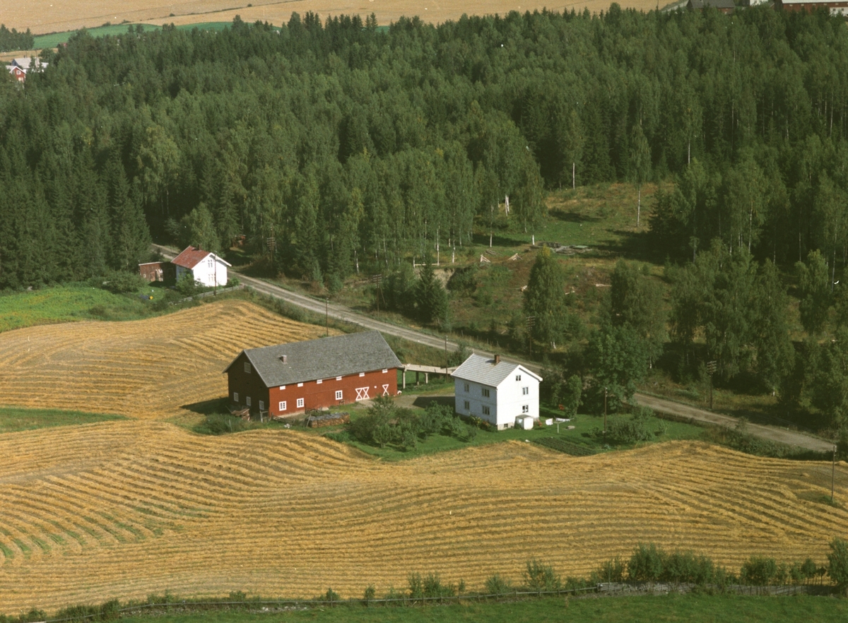 Widerøes Flyveselskap A/S, Flyfoto, Nystuen, Gaupen, Ringsaker.