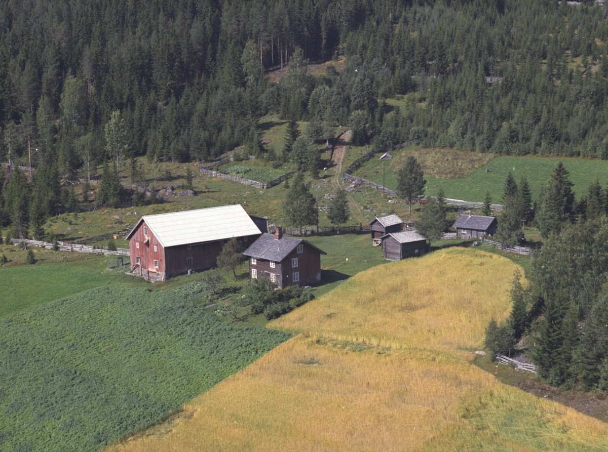 Widerøes Flyveselskap A/S, Flyfoto, Sortåsstuen 448.2, Lismarka, Ringsaker.