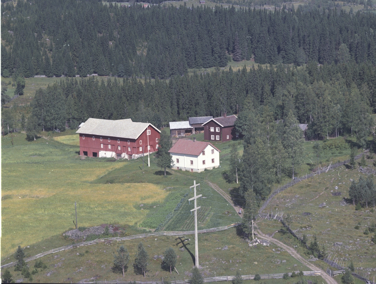 Widerøes Flyveselskap A/S, Flyfoto, Slettvollen gard, Lismarka, Ringsaker.