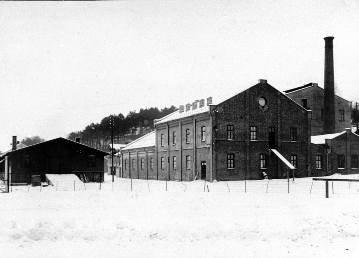 Anno Domkirkeodden, Eksteriør, A/S Brumunddal Potetmel og Sagofabrikk. Vinter.