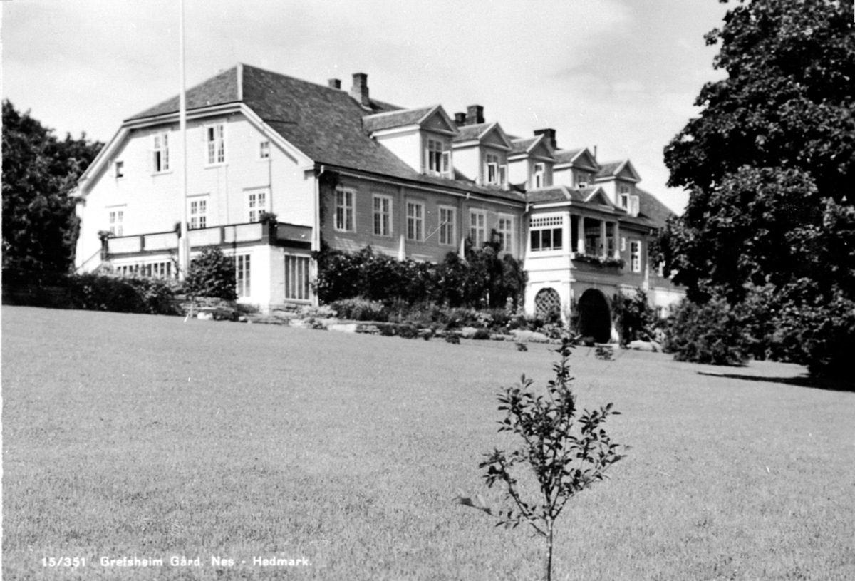 Anno Domkirkeodden, Eksteriør, hovedbygningen på Grefsheim, Nes, Hedmark.