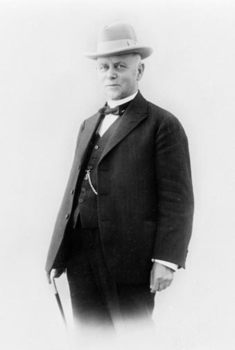 Anno Domkirkeodden, Portrett av Olav Sendstad (1859-1928), Nes, Hedmark. Landbruksskolebestyrer.