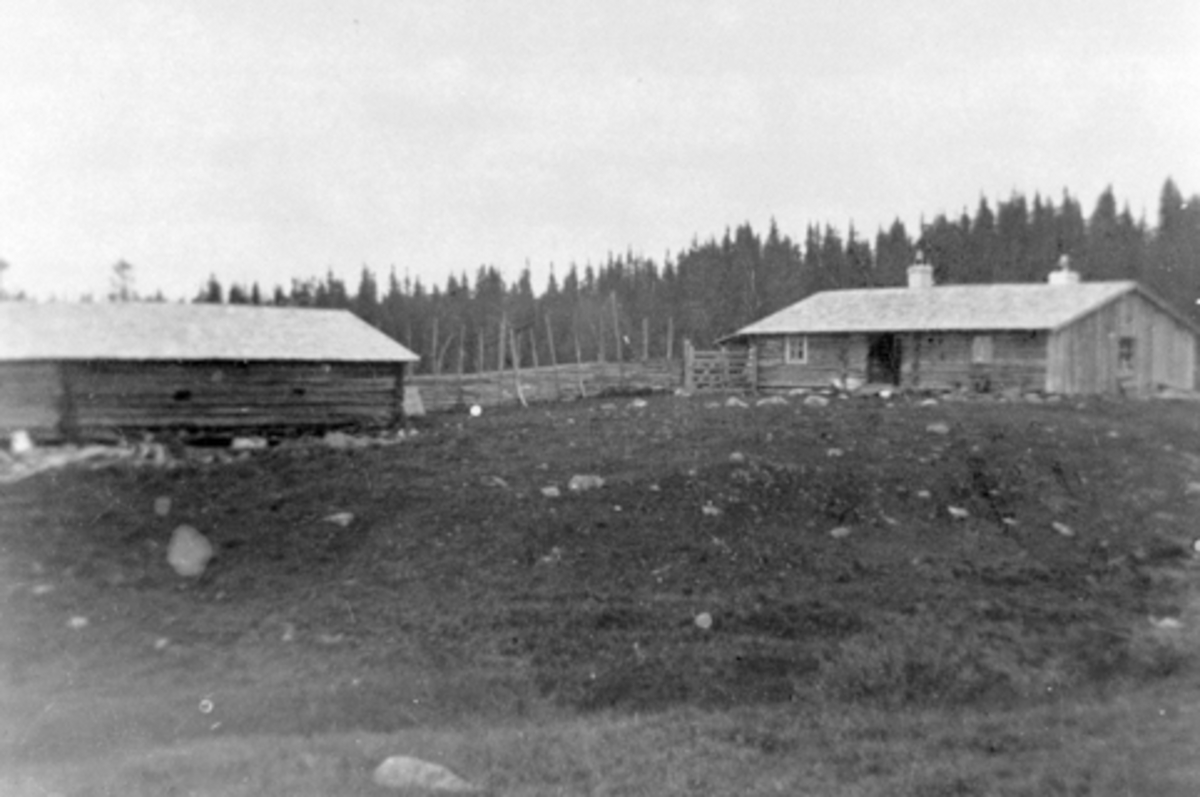 Anno Domkirkeodden, Eksteriør, seter, Brumunddalsetra ved Midt Berg.