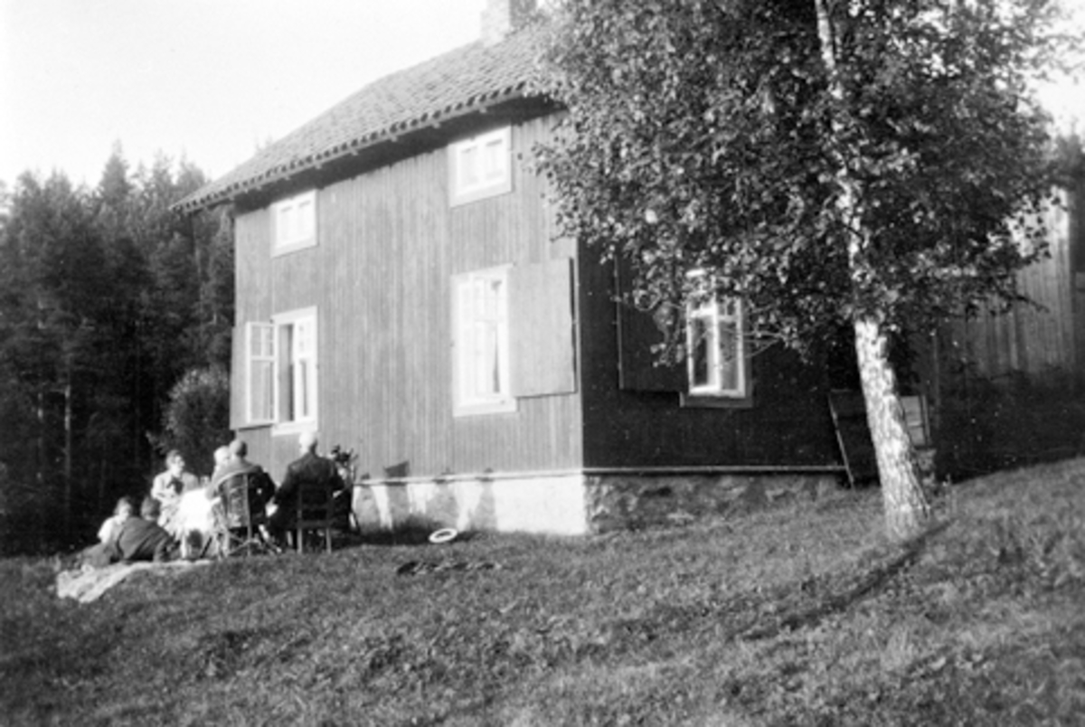 Anno Domkirkeodden, Løkkenhagen, familien Sundgaards sommersted i Moelv.
