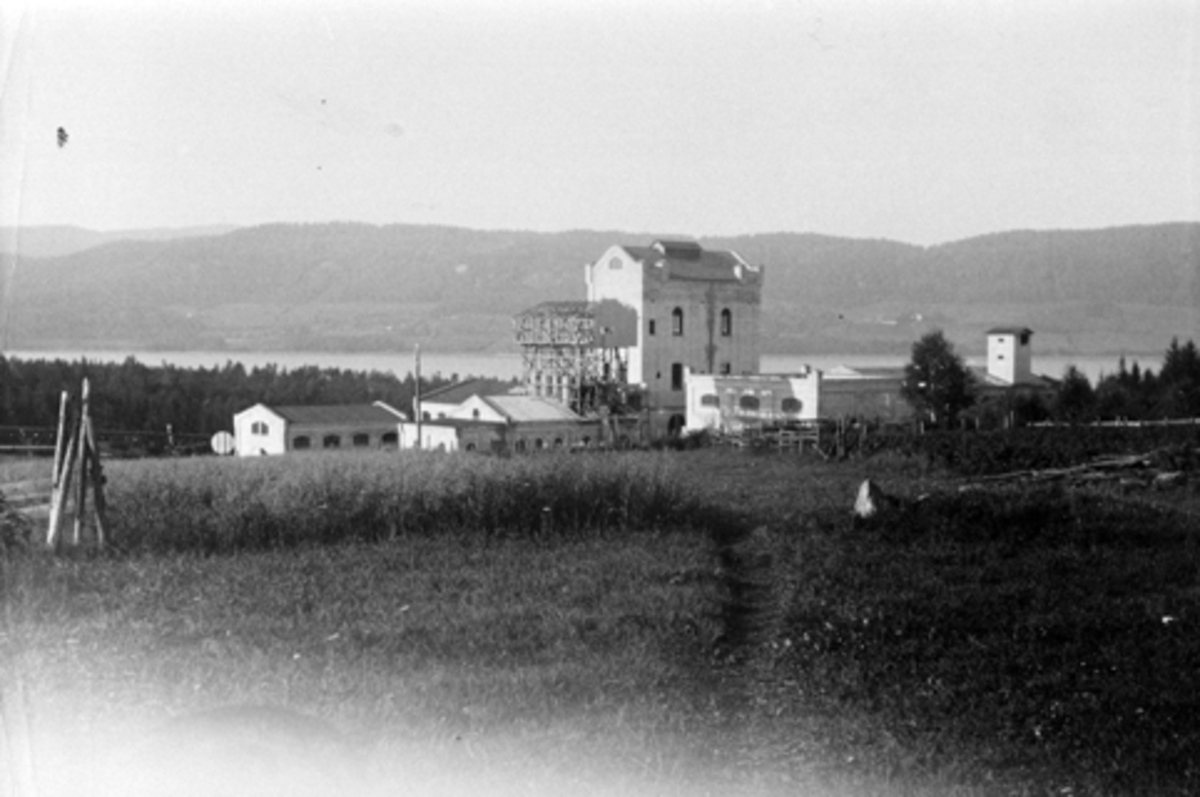 Anno Domkirkeodden, Eksteriør, Moelven Cellulosfabrikk.