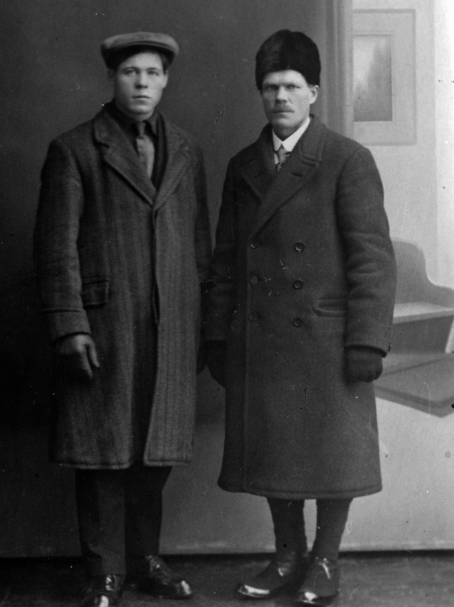 Anno Domkirkeodden, Portrett, Aksel Johansen og bror Martin Johansen, Veldre, Ringsaker.
