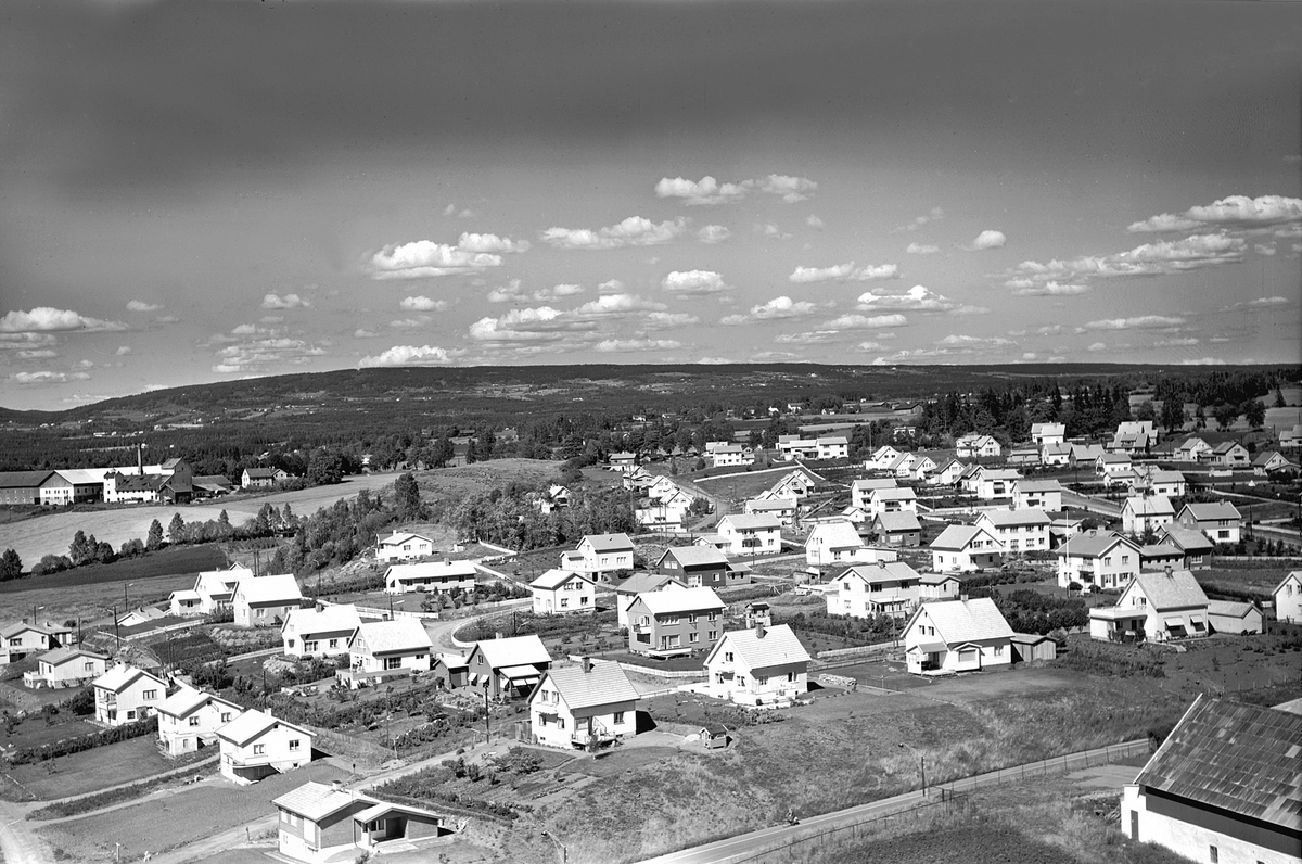 Widerøes Flyveselskap A/S, FLYFOTO RIDABU, BOLIGER