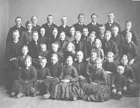 Anno Domkirkeodden, GRUPPE; 37 SØSKENBARN AV 7 FAMILIER: SKRAMSTAD, NASHAUG, RABSTAD, KARSET, SKRAASTAD, LIBERG, HELSTAD.