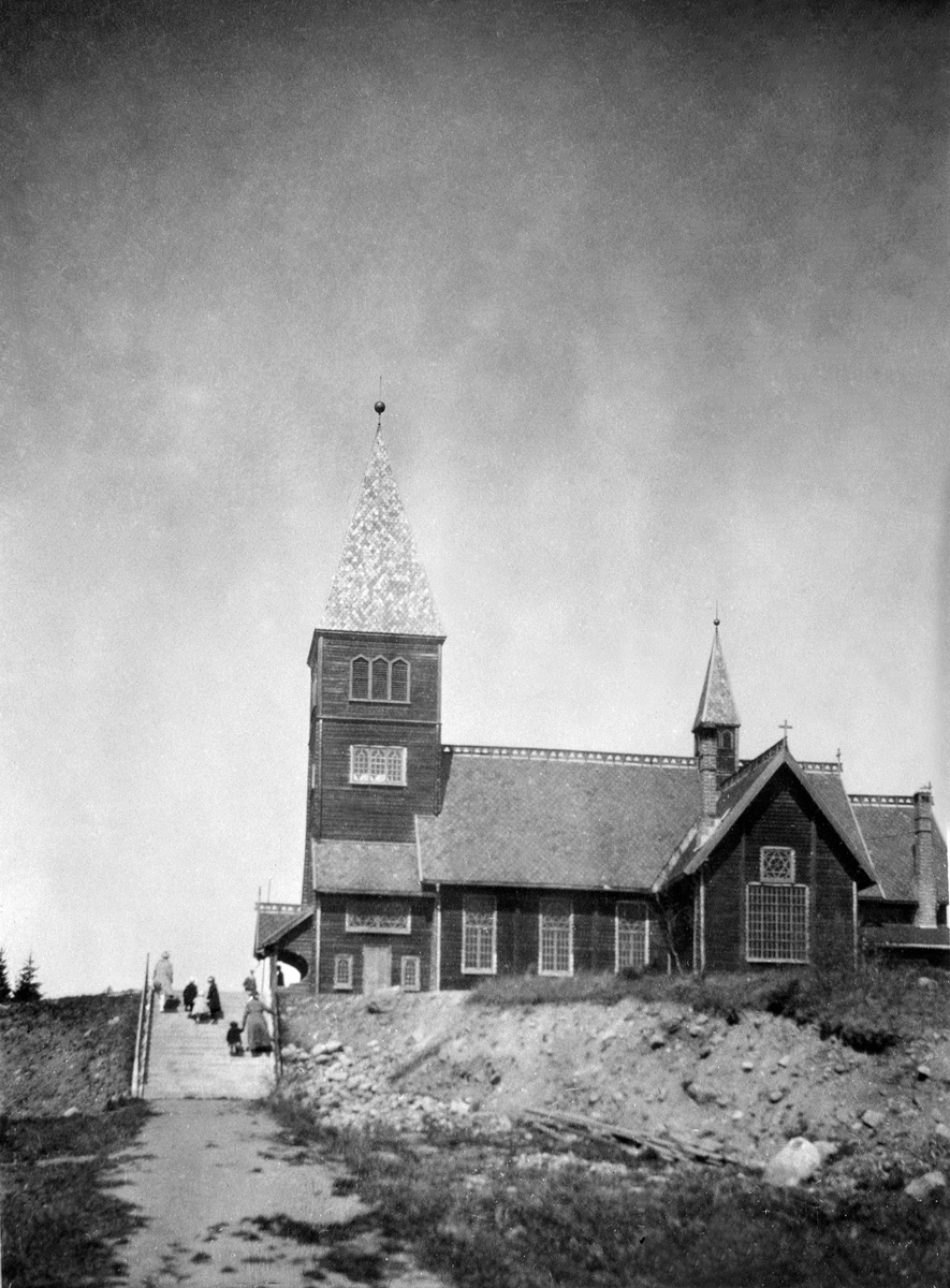 Anno Domkirkeodden, EKSTERIØR: ØVRE VANG KIRKE, KAPELL