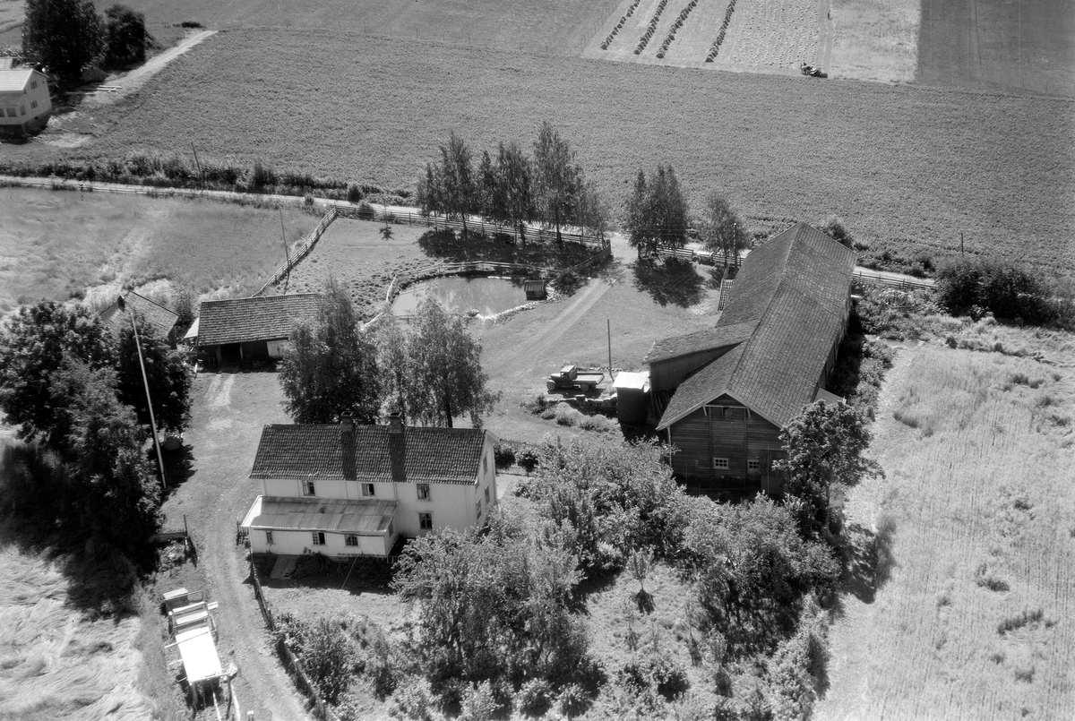 Widerøes Flyveselskap A/S, ØVRE GILLUND, STANGE VESTBYGD, FLYFOTO