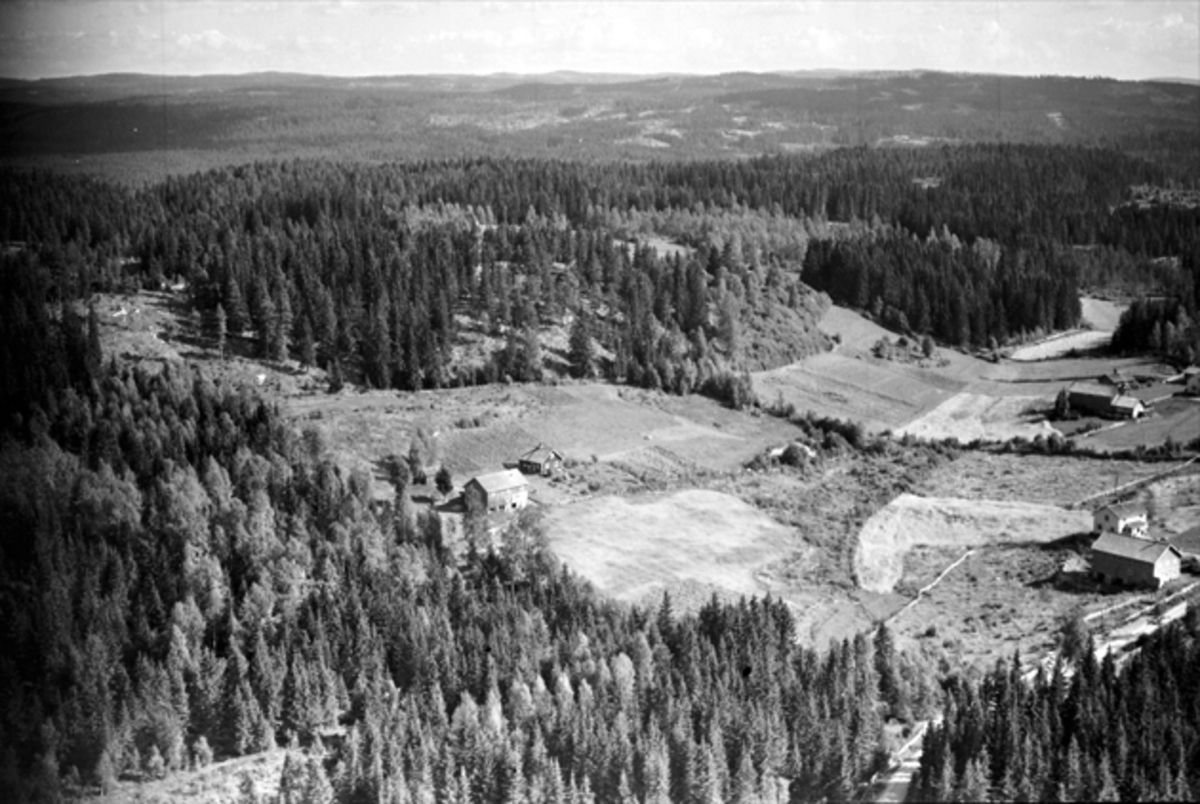 Widerøes Flyveselskap A/S, FLYFOTO SOLBERG GARD, VALLSET