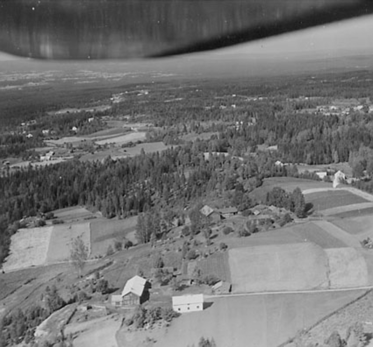 Widerøes Flyveselskap A/S, FLYFOTO KLAFSTAD NORDRE, ÅSVANG