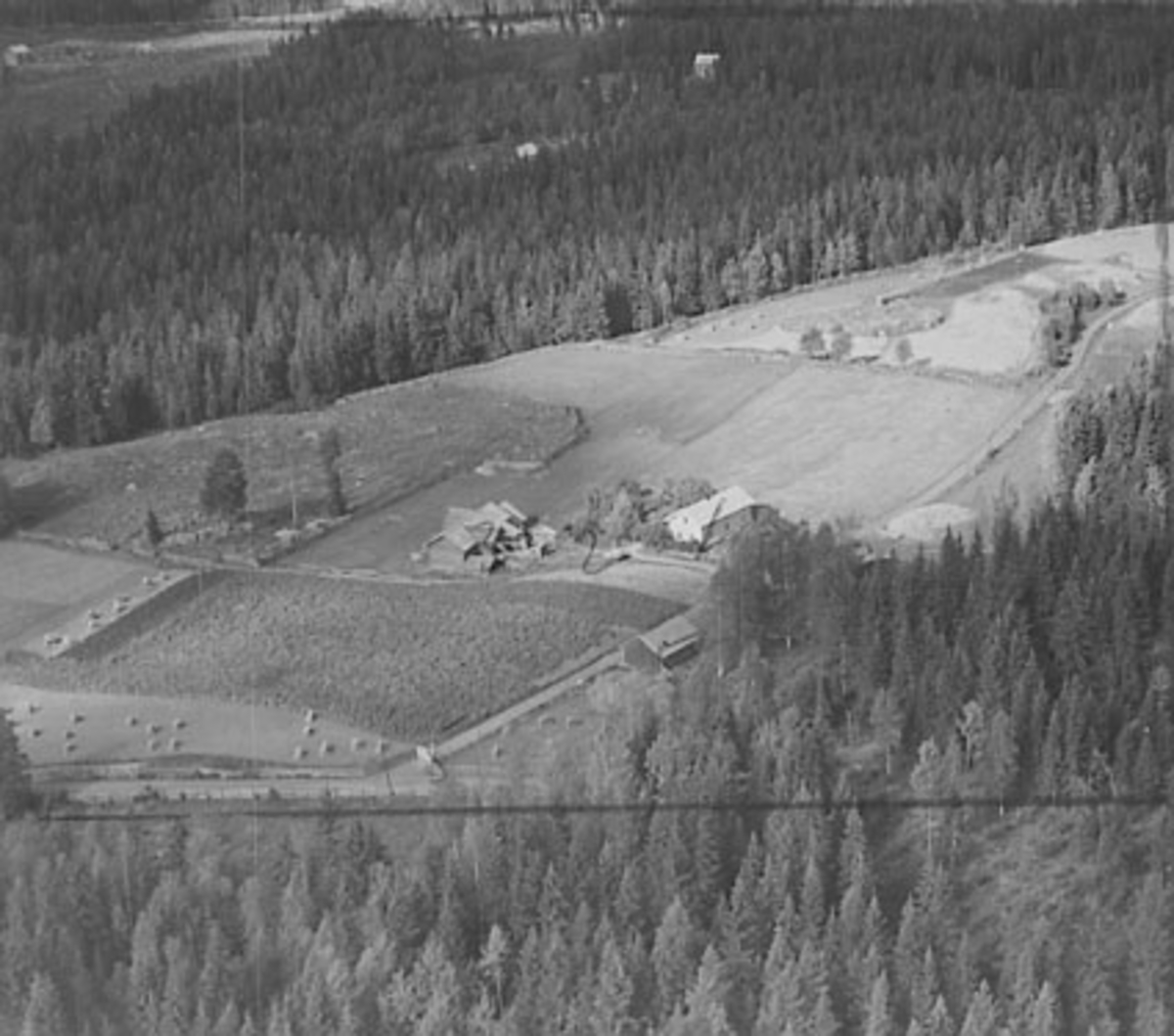 Widerøes Flyveselskap A/S, FLYFOTO BOTNSVEEN, BOTTENSVEEN, ÅSVANG