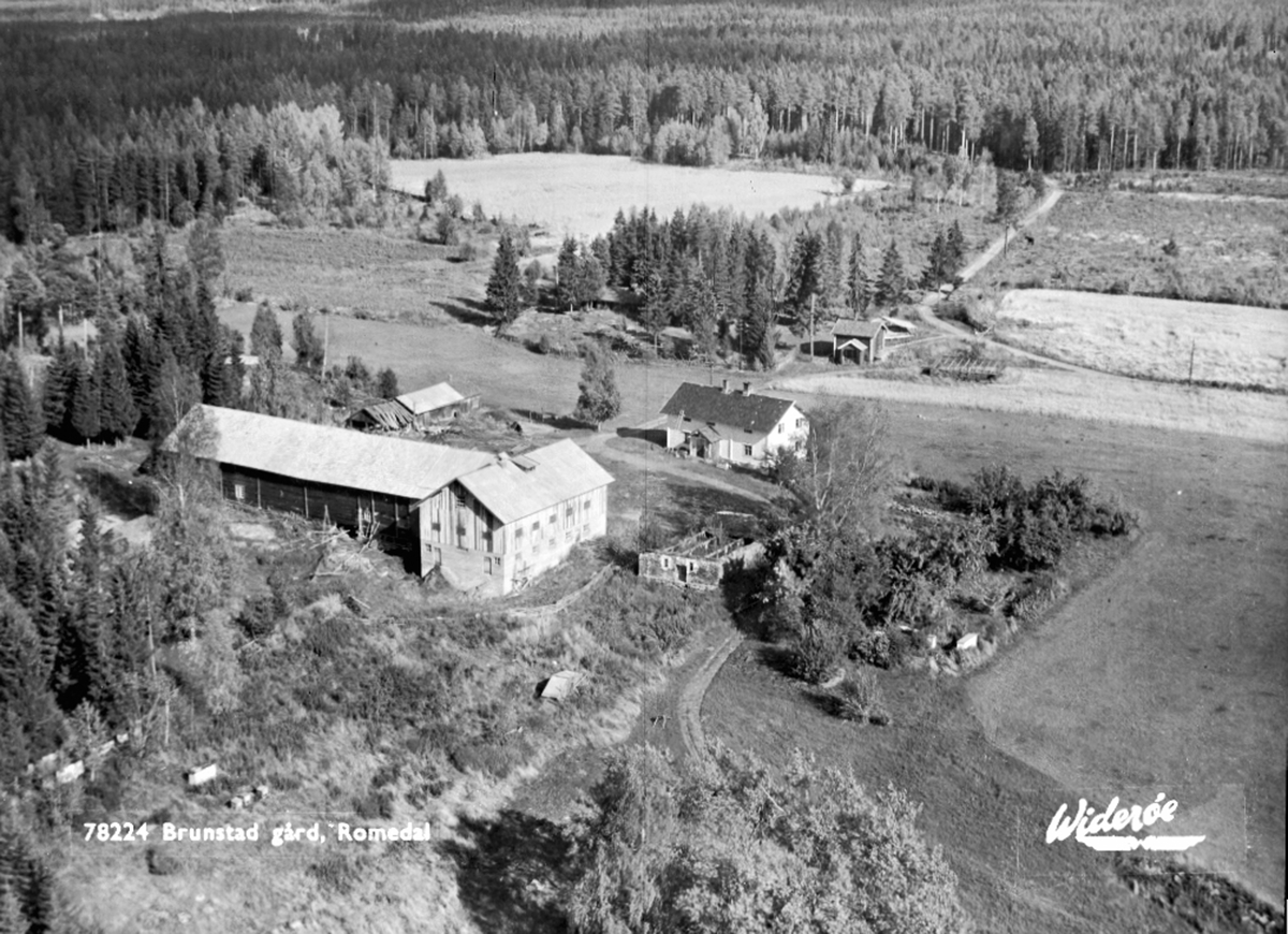 Widerøes Flyveselskap A/S, FLYFOTO BRUNSTAD, ÅSVANG, POSTKORTNEGATIV