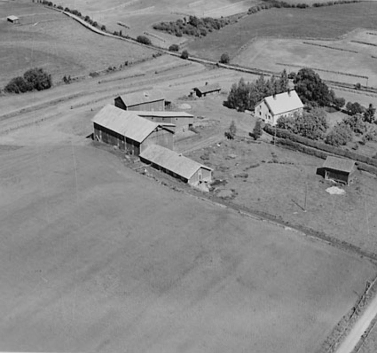 Widerøes Flyveselskap A/S, FLYFOTO GRANBERG, ROMEDAL
