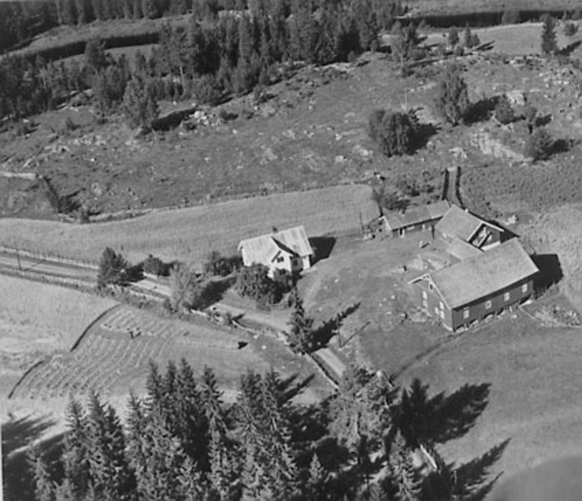 Widerøes Flyveselskap A/S, FLYFOTO LILLEHOVHAGEN, VALLSET