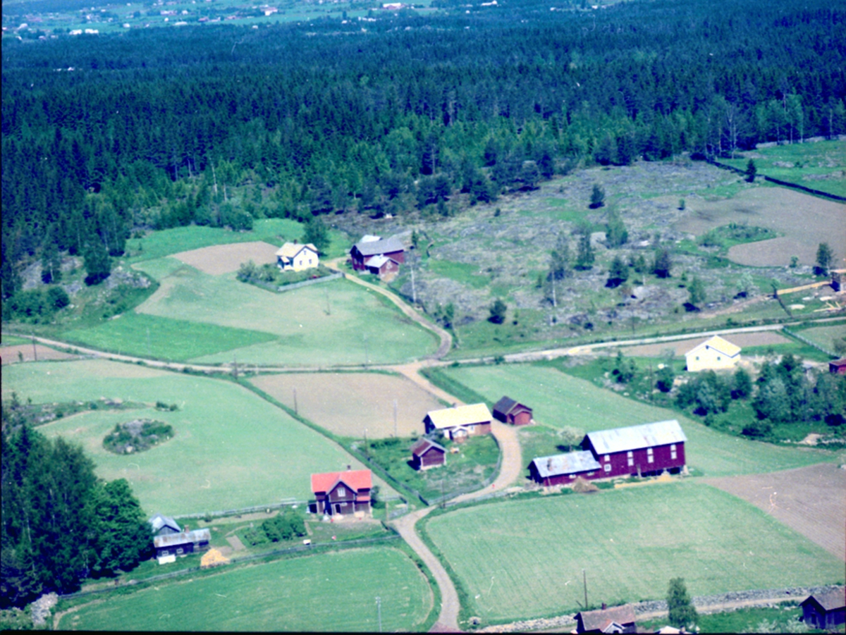 Widerøes Flyveselskap A/S, FLYFOTO ÅSEN