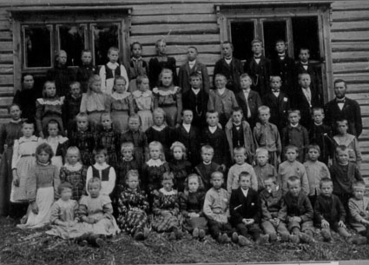 Anno Domkirkeodden, GRUPPE: 60 SKOLEELEVER, ROMEDAL SKOLE