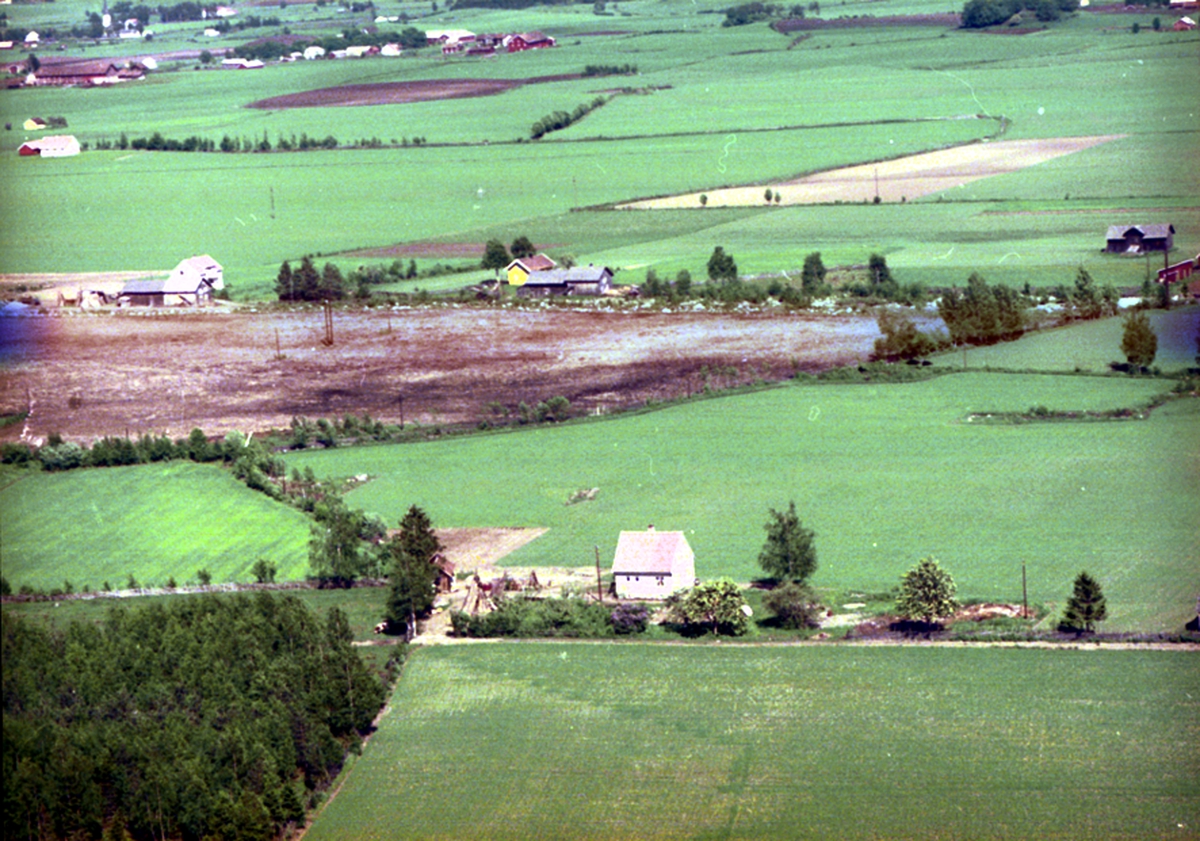 Widerøes Flyveselskap A/S, FLYFOTO ARNEBERGSTUE