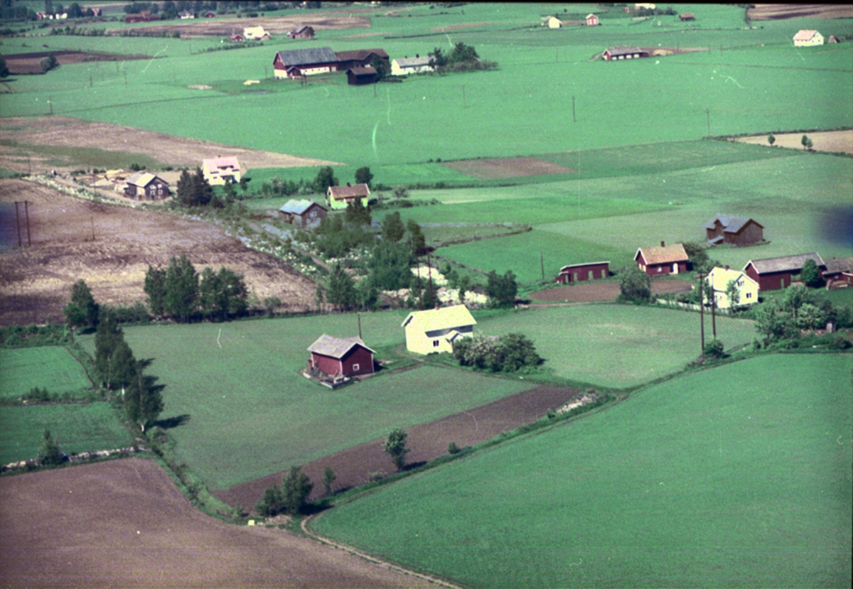 Widerøes Flyveselskap A/S, FLYFOTO SLETTVOLD