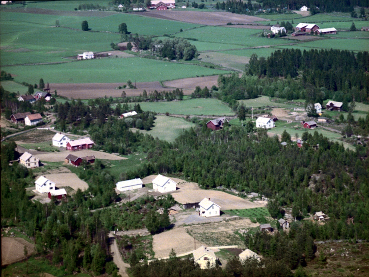 Widerøes Flyveselskap A/S, FLYFOTO RØSETH, BOLIGBEBYGGELSE