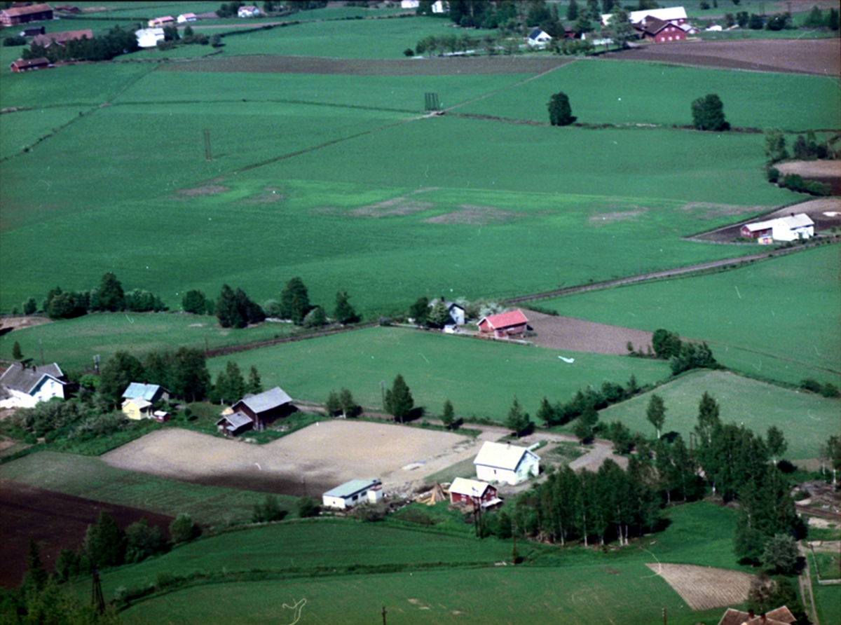 Widerøes Flyveselskap A/S, FLYFOTO TOMTER, RØNNINGSTAD, SOLHEIM, BOLIGBEBYGGELSE