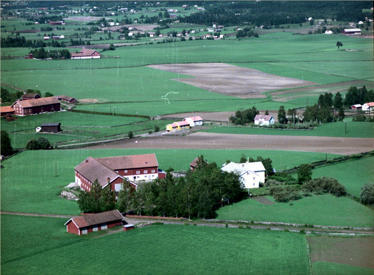 Widerøes Flyveselskap A/S, FLYFOTO BRYNI NORDRE