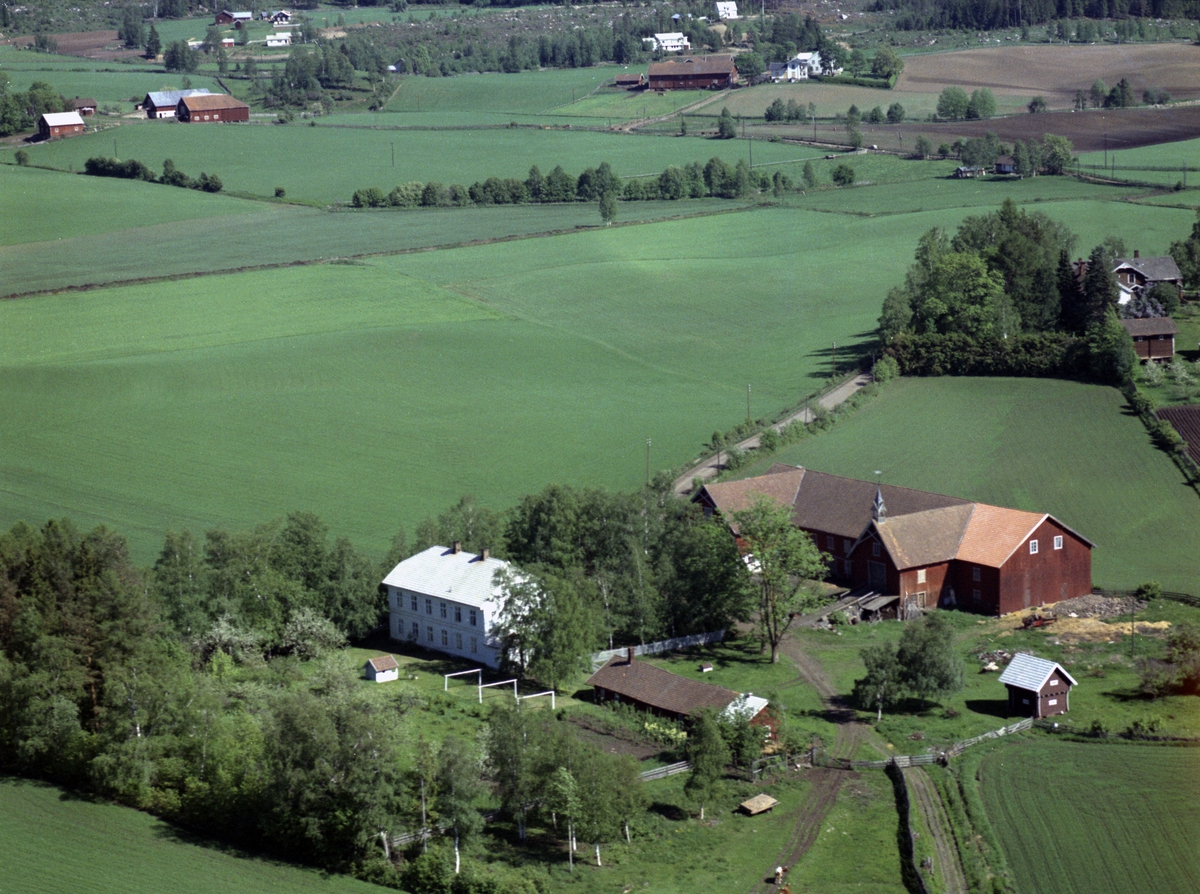 Widerøes Flyveselskap A/S, FLYFOTO GAUSTAD NORDRE