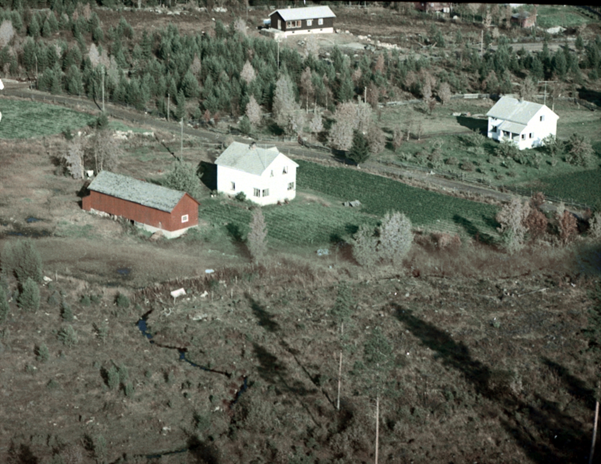Widerøes Flyveselskap A/S, FLYFOTO SOLÅS, ÅSVANG