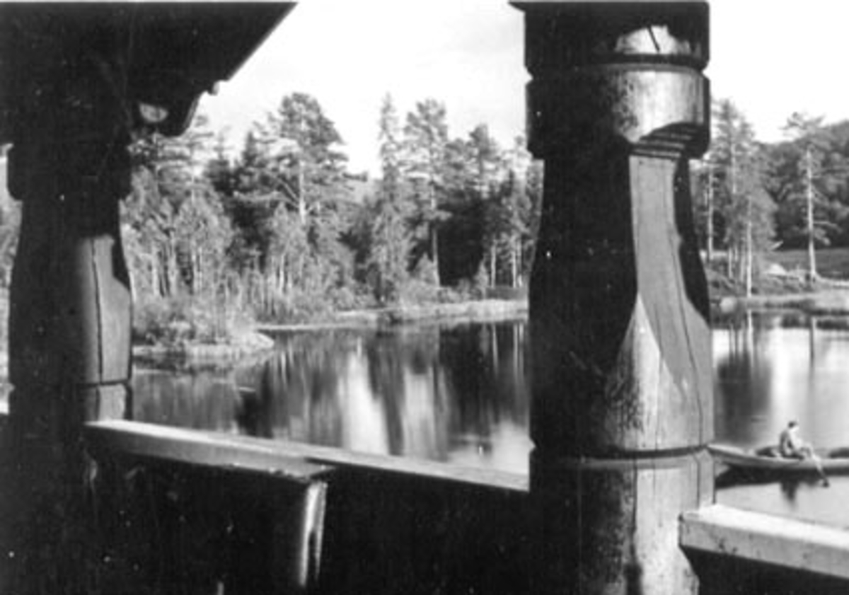 Anno Domkirkeodden, MALUNGEN, VERANDA MED VANN I BAKGRUNNEN, ROBÅT, VALLSET, POSTKORT.