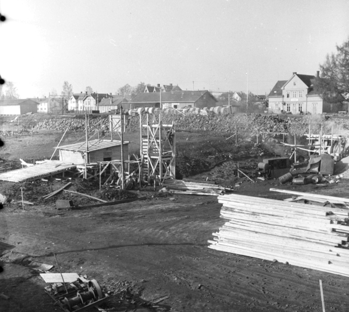 Anno Domkirkeodden, FORBEREDELSE, BYGGING, MATERIALER, FELLESKJØPET,