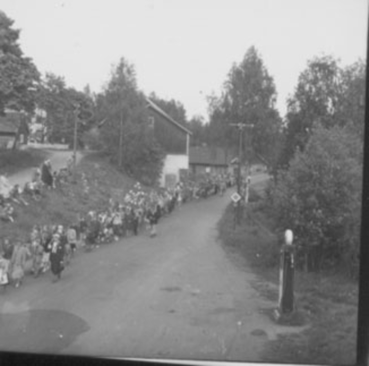 Anno Domkirkeodden, WERGELANDSDAGEN, OPPTOG, MANGE BARN, TANGEN
