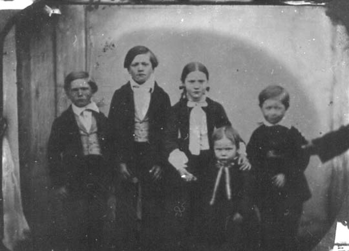Anno Domkirkeodden, GRUPPE: 5 BARN, GAUSTAD, ROMEDAL,
