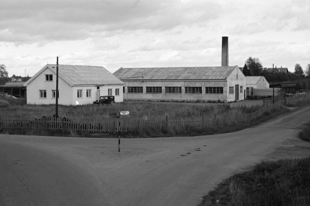 Anno Domkirkeodden, UTSIKT FRA TOPPEN AV JERNBANEUNDERGANGEN MOT STANGE BRUK, EKSTERIØR: STANGE BRUK, STANGEBYEN,